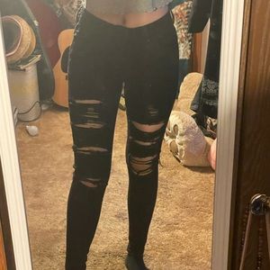 American Eagle Ripped Hi Rise Jegging